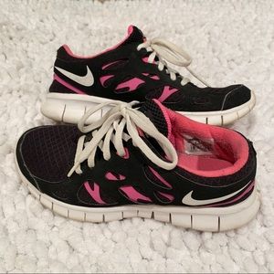 NIKE Free Run 2